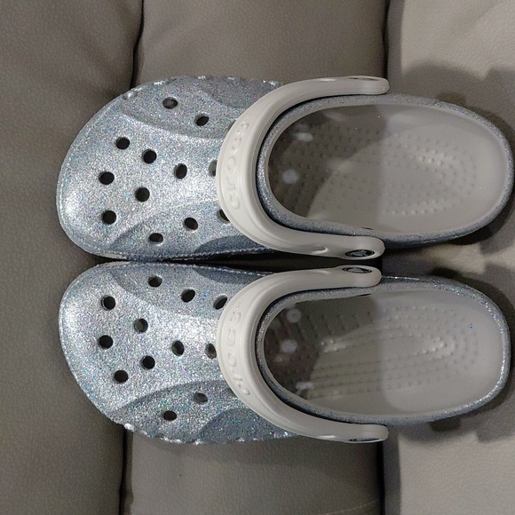CROCS  Sparkly Clogs - Picture 4 of 9